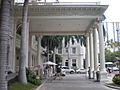 Moana-Hotel-porte-cochere