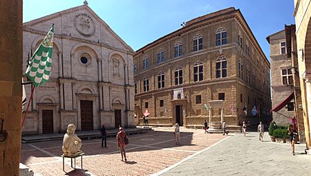 Pienza Piazza Pio II