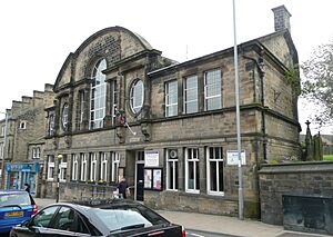 Silsden Town Hall (geograph 1832964)