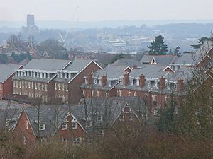 St Luke's - geograph.org.uk - 703773