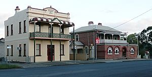 WinghamLibraryandPostOffice.JPG