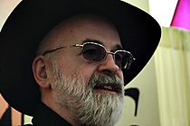 10TerryPratchett02