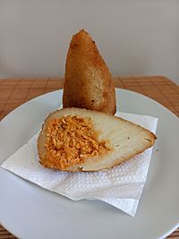 Coxinha - iguaria brasileira 02