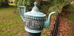 Edenton Teapot