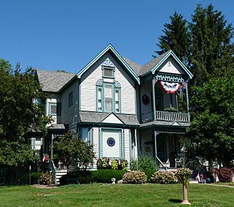 John Hein House Neillsville.jpg