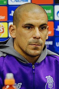 Maxi Pereira.jpg