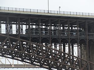 Metro Link at Eads Bridge