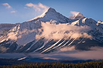 Mountains in Banff.jpg