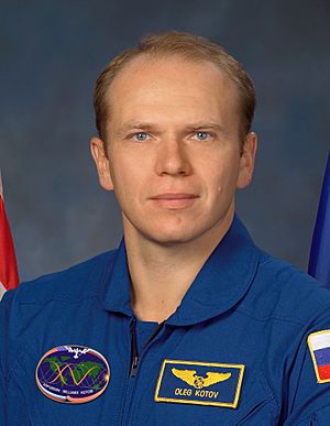 Oleg Kotov (cropped) 2.jpg