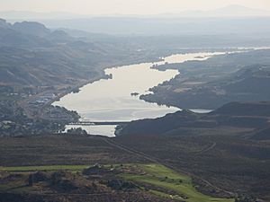 Pateros and Lake Pateros