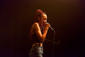 Ravyn Lenae 2017