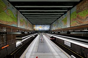 Wien - U-Bahn-Station Volkstheater, Glasmosaik