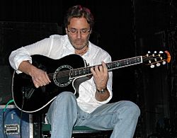 Al Di Meola 2006 1.jpg