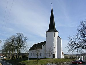 Blentarps kyrka exteriör 17