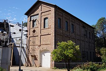 Folsom Powerhouse Close.JPG