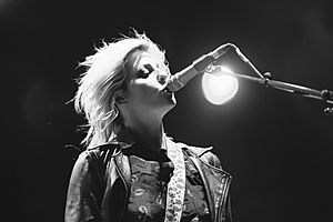 Highfield - Brody Dalle