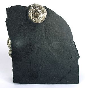 Pyrite-163237