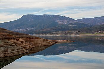 Vezirsuyu Lake View.jpg