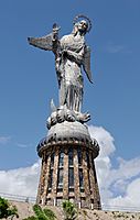 Virgen de Quito Panecillo 03