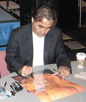 Yoshitaka Amano Oct 2006.jpg