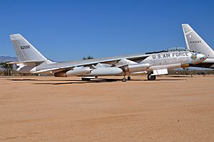 53-2135 Boeing EB-47E Stratojet (11002048515)