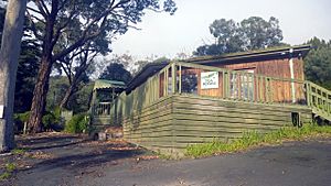 Abandoned gift shop at arthurs seat