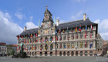 Antwerpen Stadhuis crop1 2006-05-28