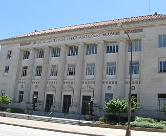 Columbus, Georgia Post Office.jpg