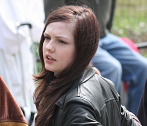 Emily Meade filming Twelve in Central Park, 21-04-09, crop.jpg