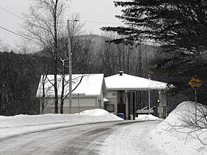 Glen Sutton Border Station.jpg