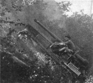 Holt-self-propelled-artillery