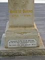 J150W-statue-RobbieBurns-text