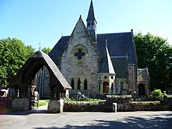 Luss church (front view)