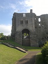 Newark Castle, 06-2013 (10)