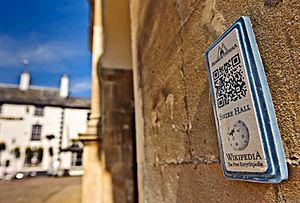 QRpedia plaque for Shire Hall, Monmouth