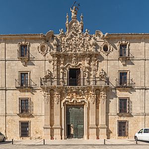 Ucles-façade