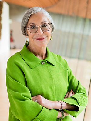 Alice Walton portrait (cropped).jpg