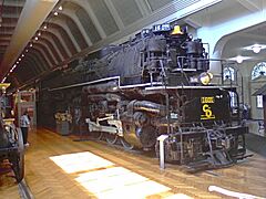 CandOLocomotive-1601