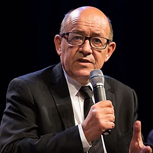 Conférence-débat de Jean-Yves Le Drian, ministre de la Défense, et John Chambers président du Conseil d’administration de Cisco Systems le Mardi 18 octobre 2016 à L'Ecole polytechnique (29792458914).jpg