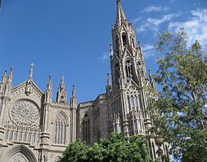 Iglesia.de.San.Juan.Bautista.Arucas.JPG