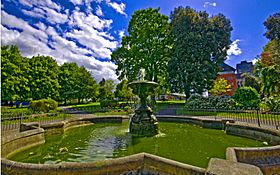 Manor Park fountain Sutton.jpg