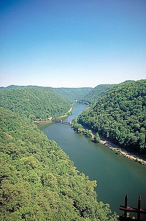 NewRiverFromHawksNestWV