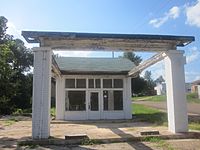 Abandoned gasoline station in Stephens, AR IMG 2277