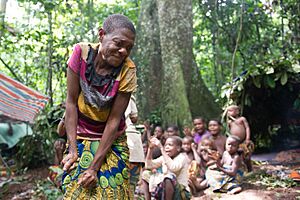 BaAka woman dancing