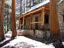 ChaneyHighSierraHouseFrontView