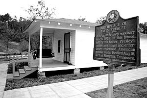 Elvis Presley house in Tupelo 3