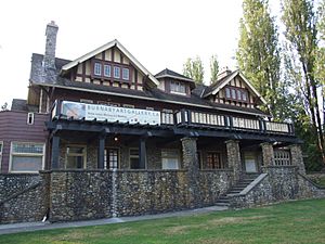 Fairacres Mansion 04.JPG