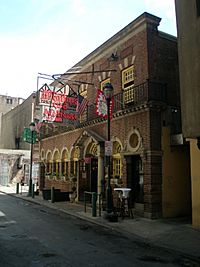 McGillin's Olde Ale House