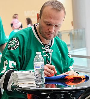 Sergei Gonchar (15115613128) (cropped)