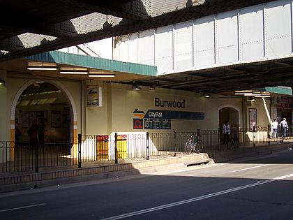 Burwood Railway Station 1.JPG